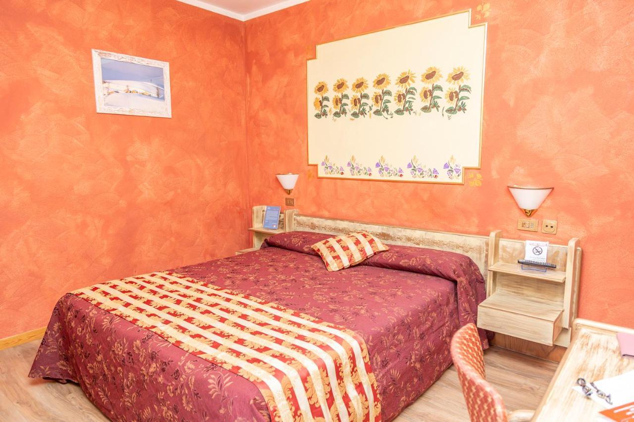 צ'זנה טורינזה Hotel Chaberton מראה חיצוני תמונה
