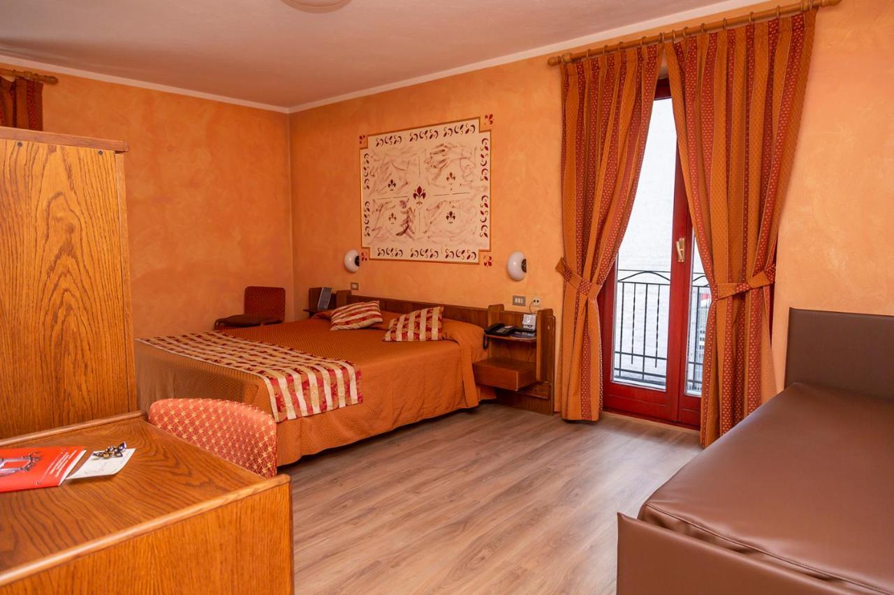 צ'זנה טורינזה Hotel Chaberton מראה חיצוני תמונה