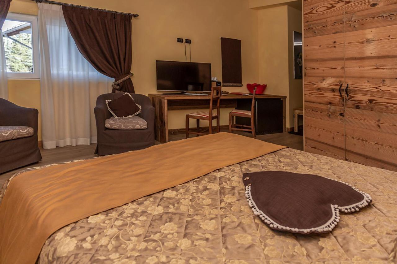 צ'זנה טורינזה Hotel Chaberton מראה חיצוני תמונה