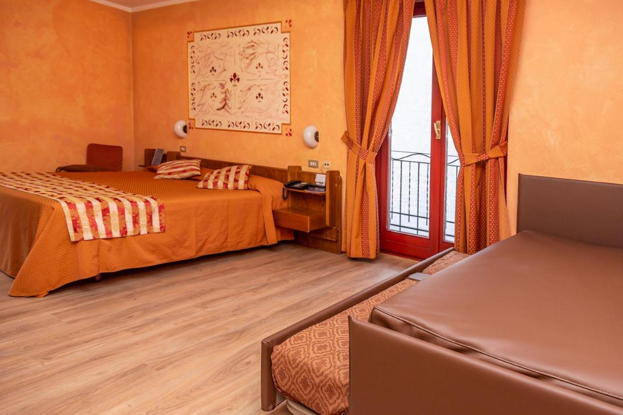 צ'זנה טורינזה Hotel Chaberton מראה חיצוני תמונה