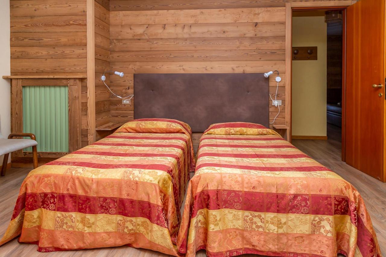 צ'זנה טורינזה Hotel Chaberton מראה חיצוני תמונה