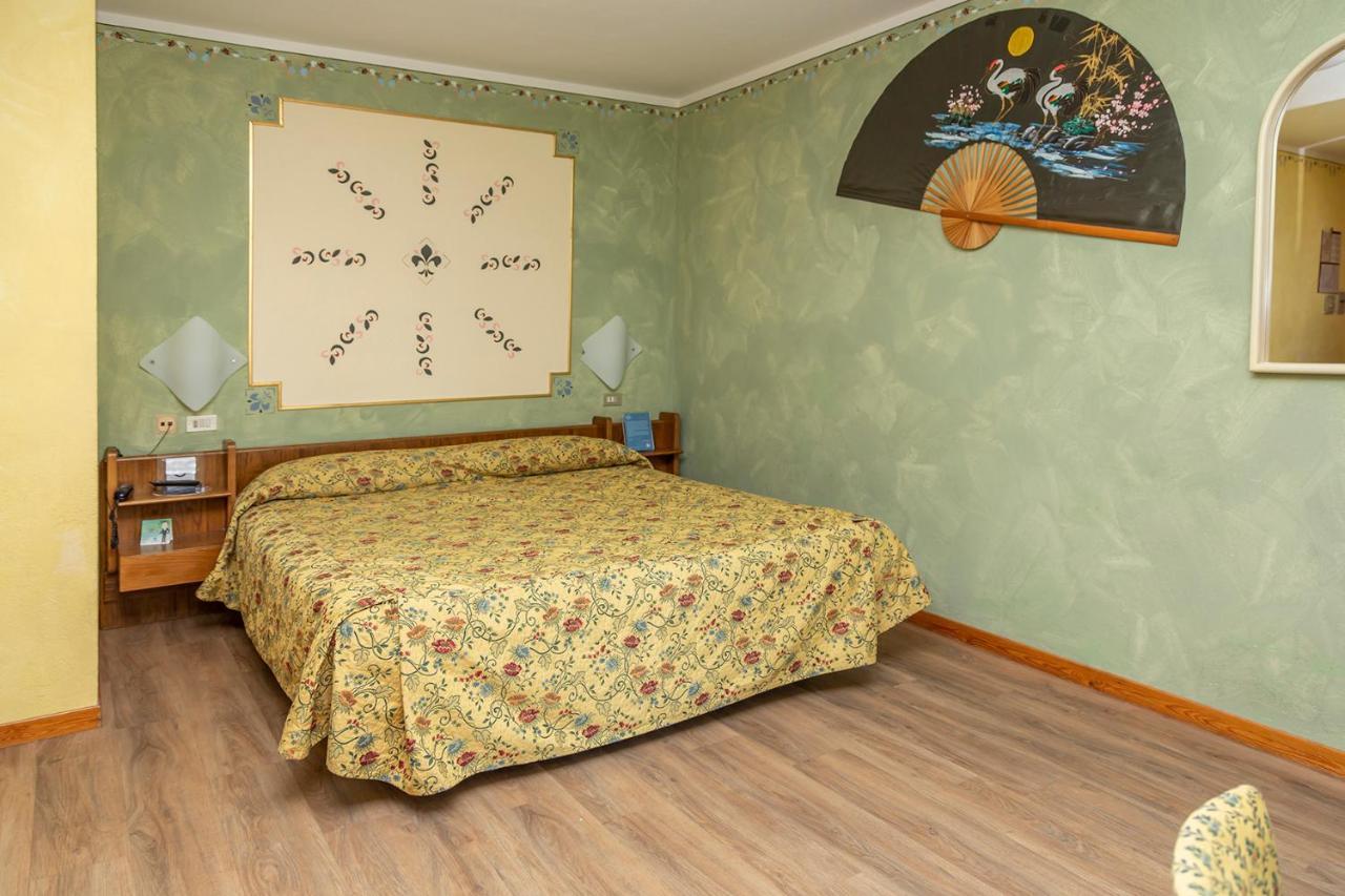 צ'זנה טורינזה Hotel Chaberton מראה חיצוני תמונה
